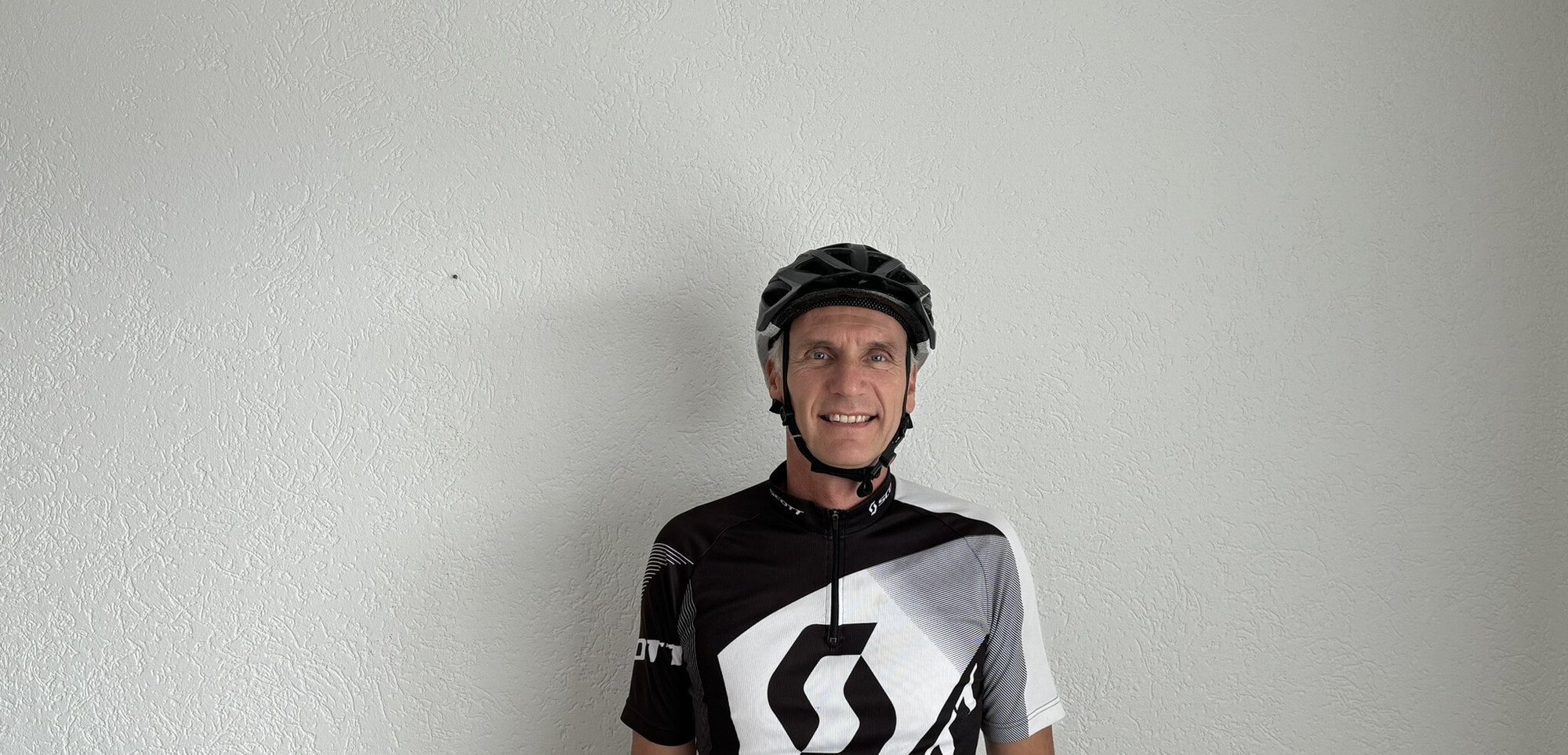 Daniel Sengstag hobby cut 4.jpg